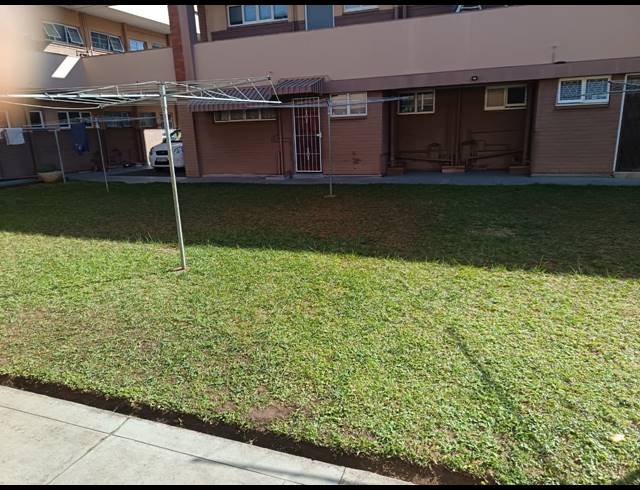 1 BEDROOM FLAT TO LET IN MORNINGSIDE